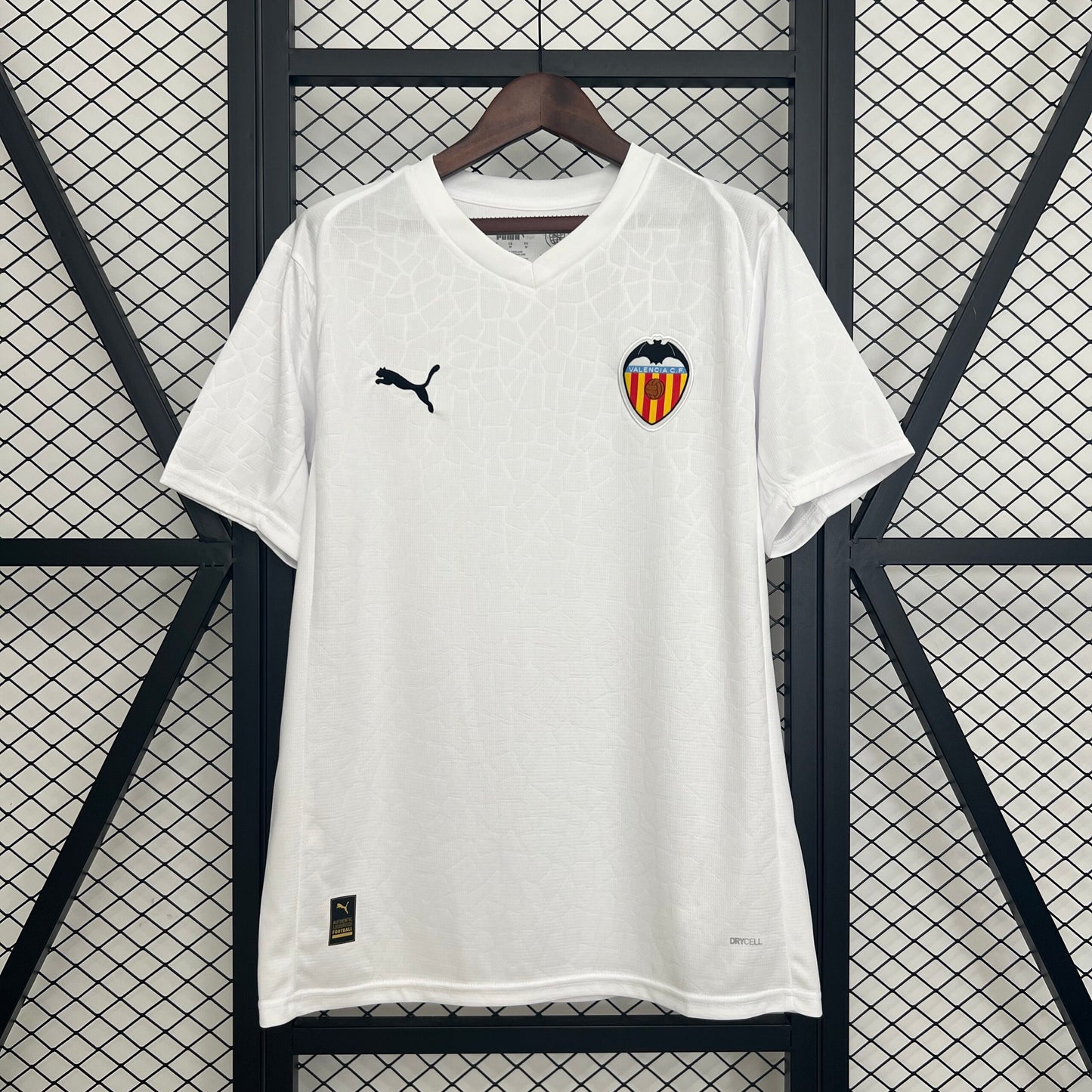 Camiseta local Valencia 25/26