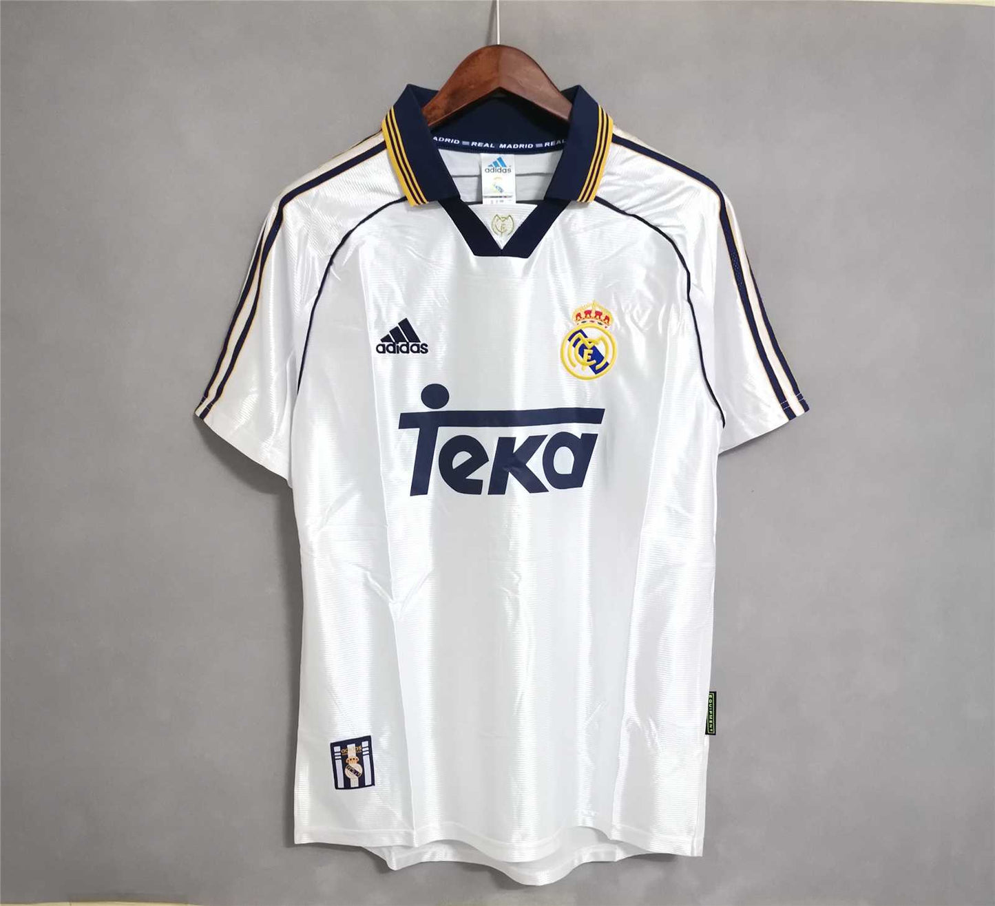 Camiseta local Real Madrid 1998 retro