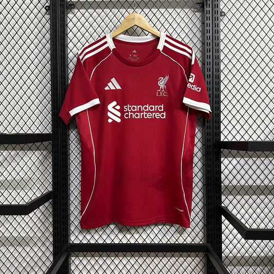 Camiseta local Liverpool 25/26
