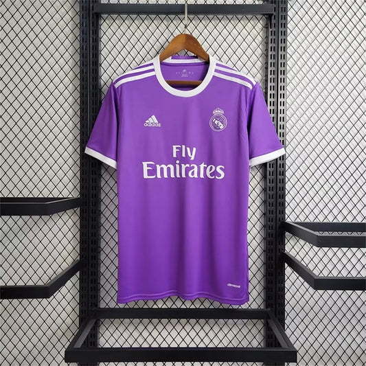 Camiseta visitante Real Madrid 16/17 retro