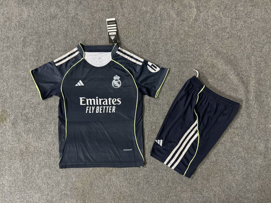Kit niños Real Madrid visitante 25/26
