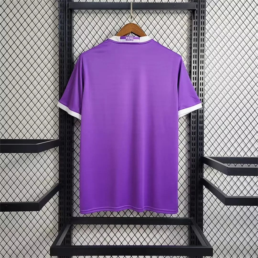 Camiseta visitante Real Madrid 16/17 retro