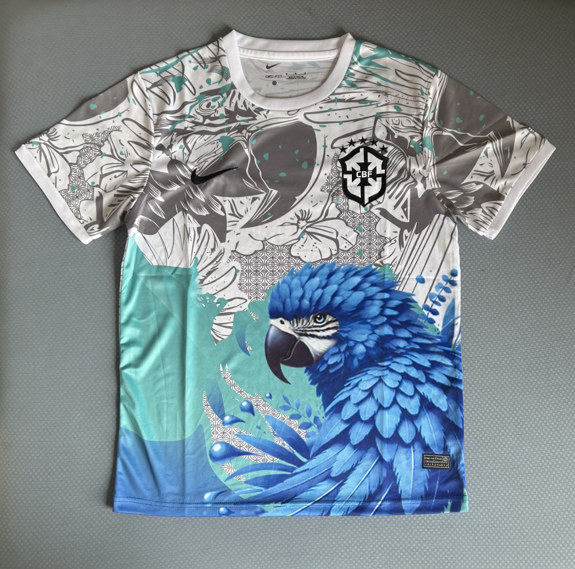 Camiseta edición especial Loro Brasil 25/26