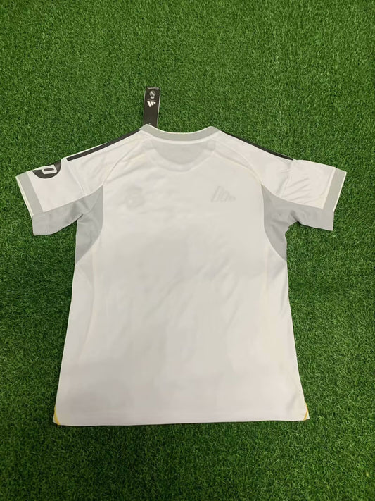 Primera equipación Real Madrid 25/26