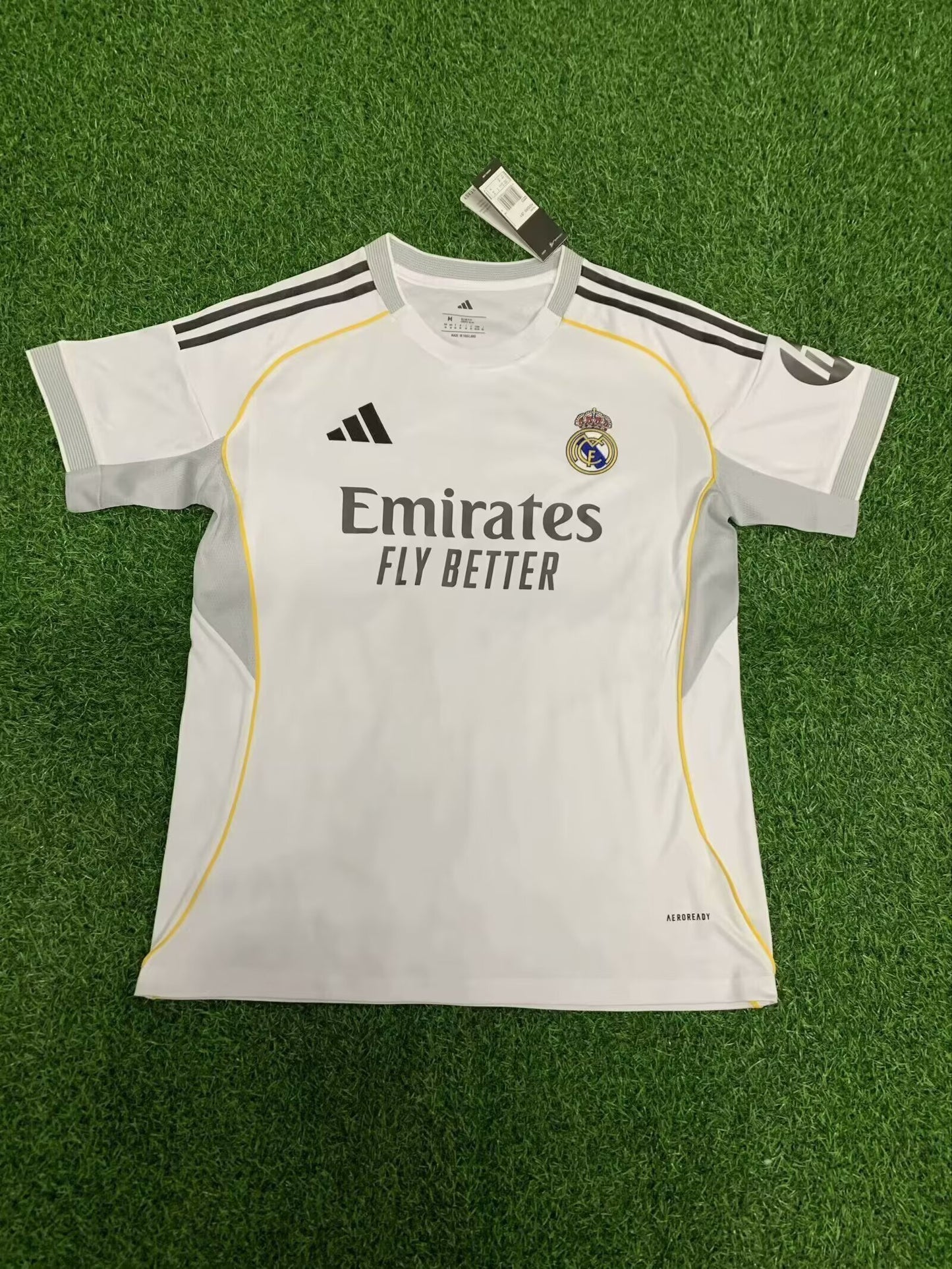 Primera equipación Real Madrid 25/26