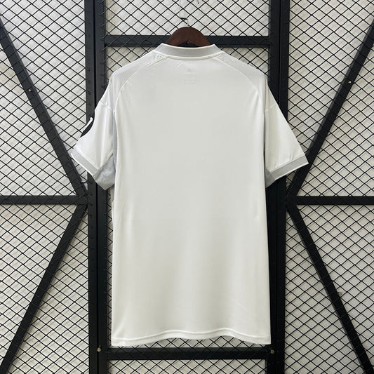 Primera equipación Real Madrid 25/26