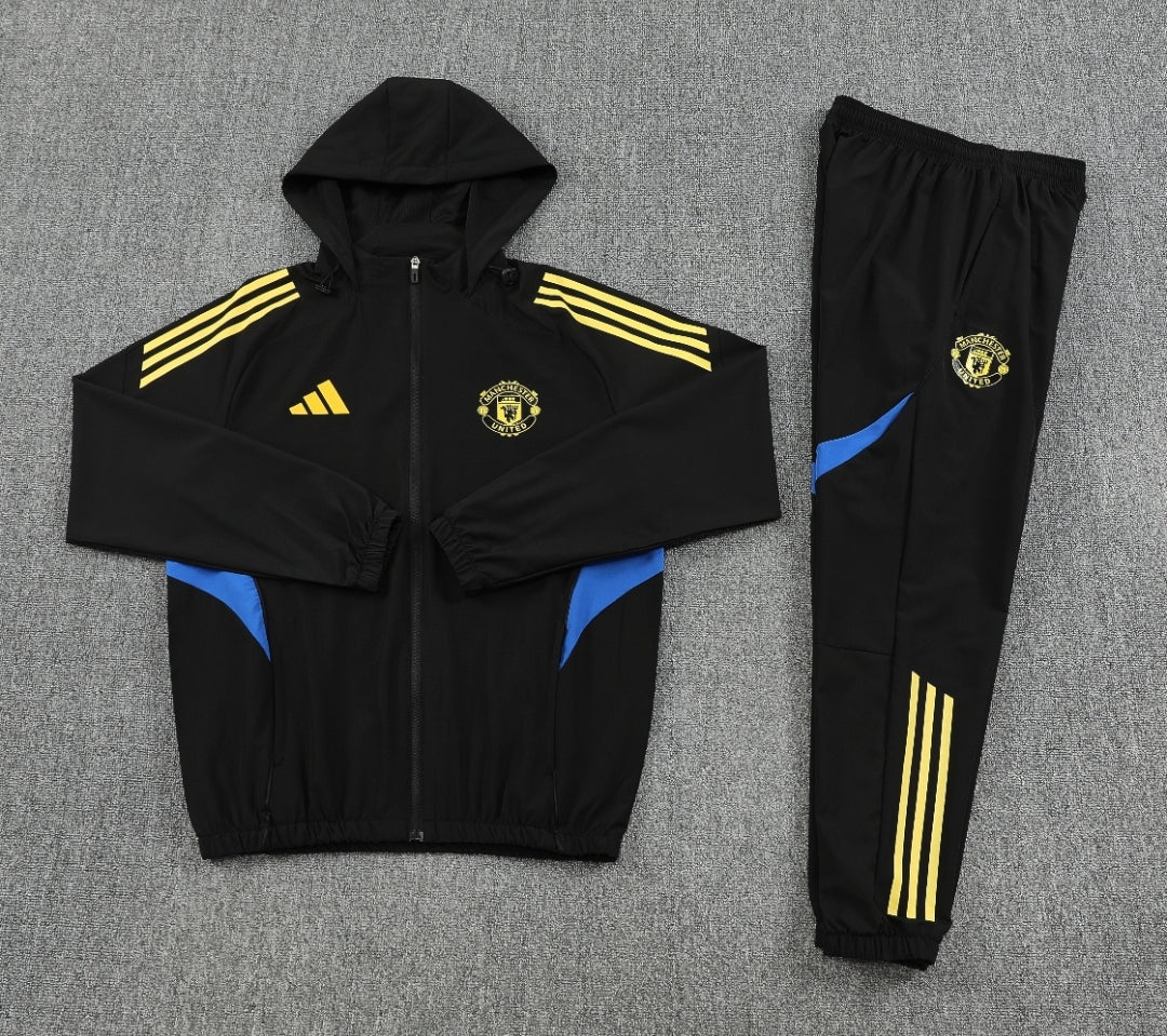Chandal Manchester United negro/amarillo